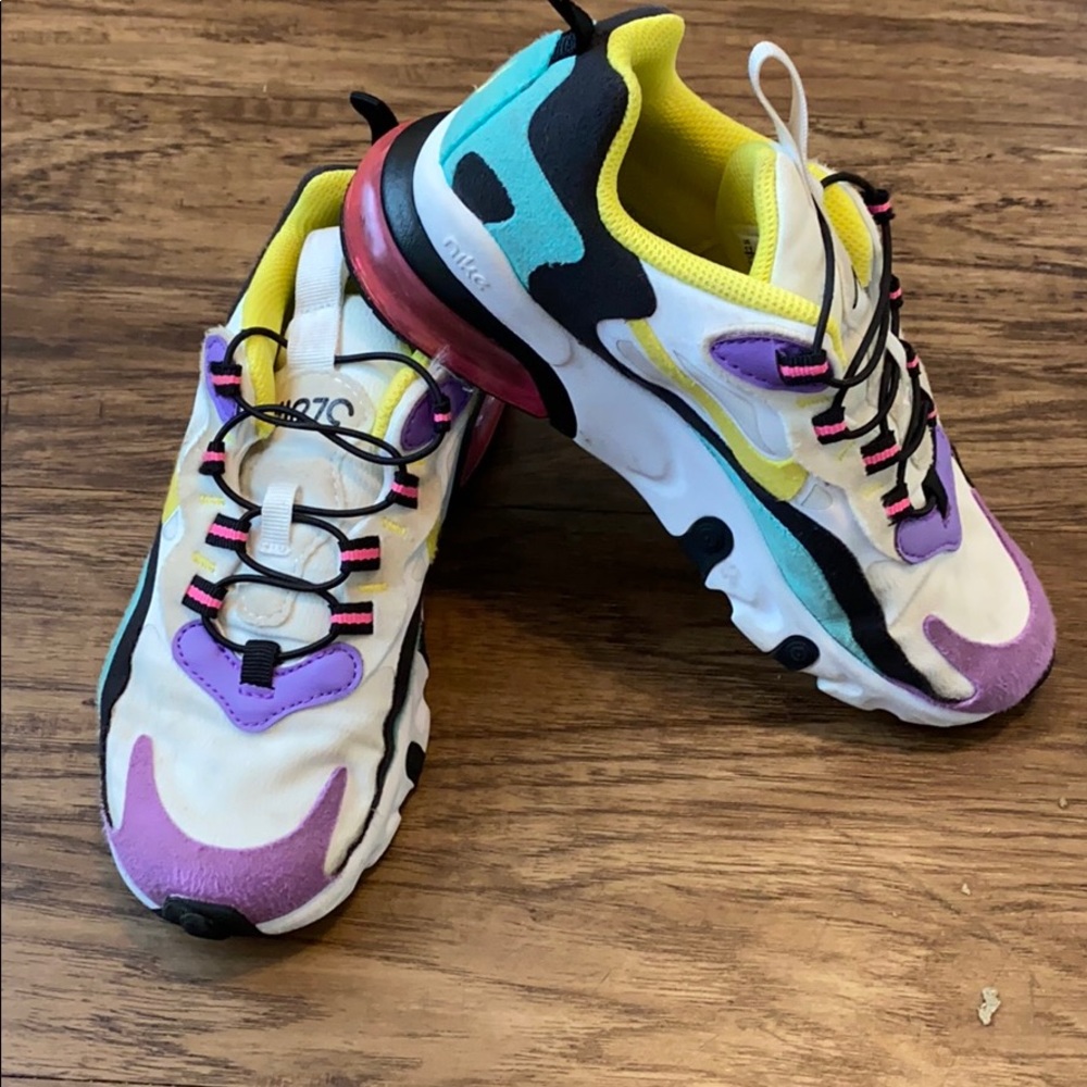 Girl’s Nike Air Max shoes- size 1Y